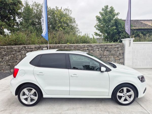 Volkswagen Polo Hatchback, Petrol, 2017, White