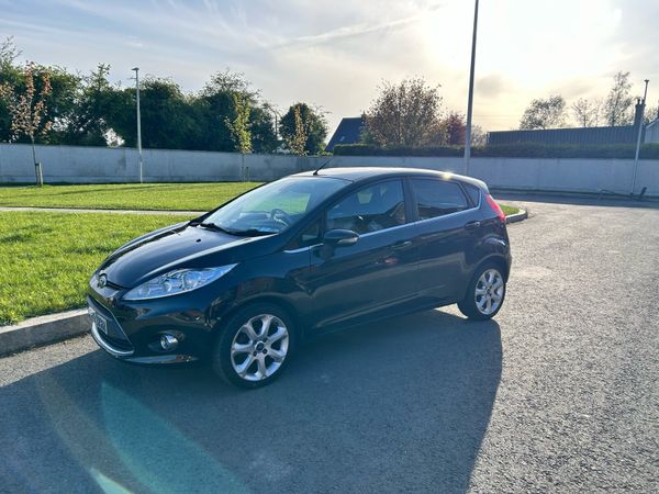 Ford Fiesta Hatchback, Petrol, 2010, Black
