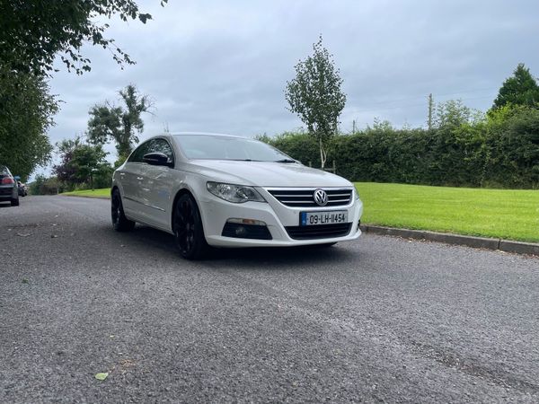 Volkswagen Passat Coupe, Diesel, 2009, White