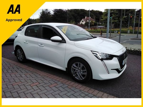 Peugeot 208 Hatchback, Petrol, 2020, White