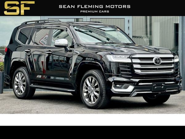 Toyota Land Cruiser Estate, Diesel, 2025, Black