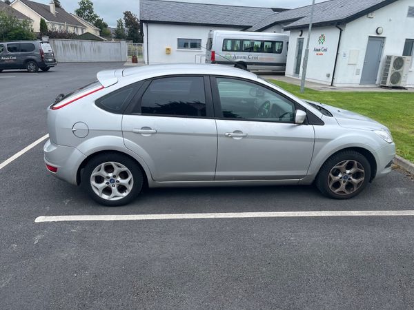 Ford Focus Hatchback, Diesel, 2011, Silver