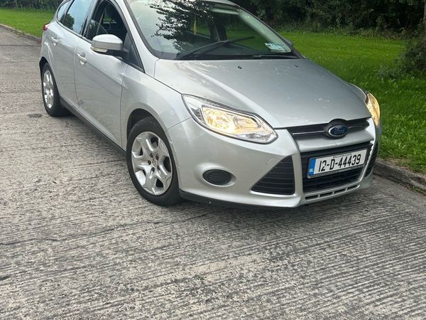 Ford Focus Hatchback, Diesel, 2012, Silver
