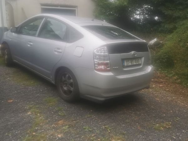 Toyota Prius Hatchback, Petrol Hybrid, 2007, Silver