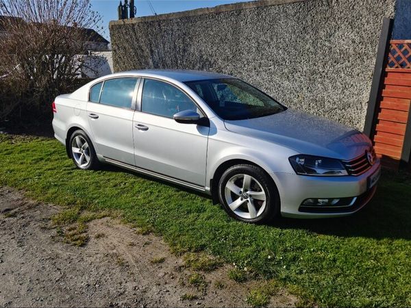 Volkswagen Passat Saloon, Diesel, 2014, Silver