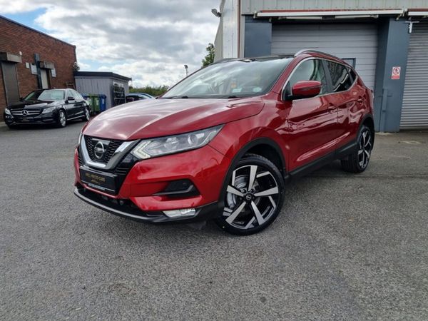 Nissan Qashqai MPV, Diesel, 2018, Red