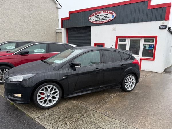 Ford Focus Hatchback, Diesel, 2017, Black