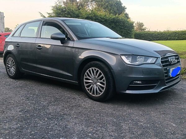 Audi A3 Hatchback, Diesel, 2015, Grey