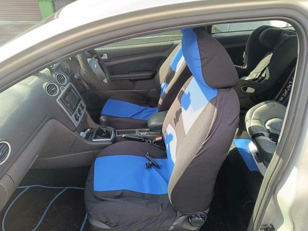 Ford Focus Hatchback, Petrol, 2006, Silver