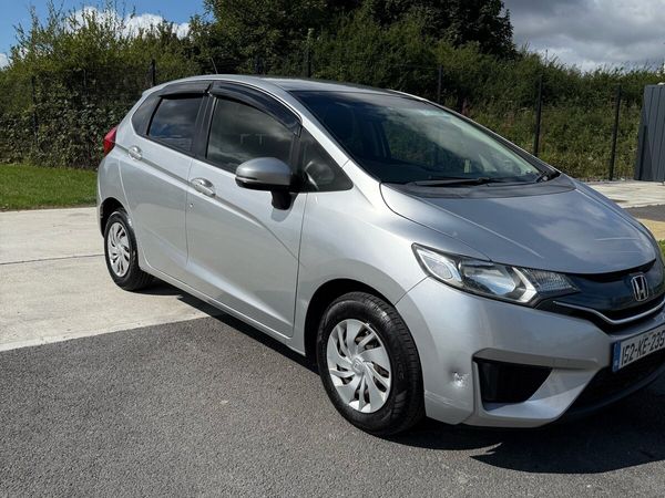 Honda Fit Hatchback, Petrol, 2015, Silver