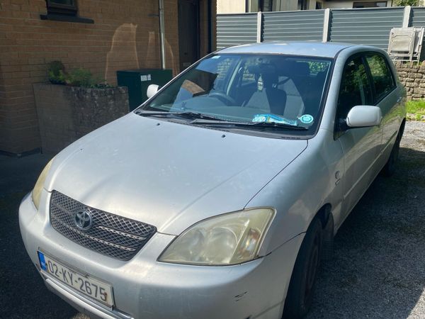 Toyota Corolla Hatchback, Petrol, 2002, Silver