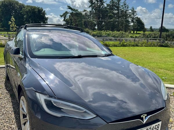Tesla Model S Hatchback, Electric, 2019, Grey