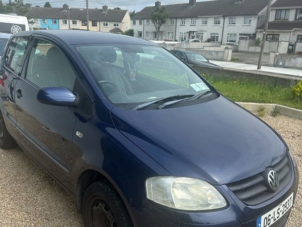 Volkswagen Fox Hatchback, Petrol, 2006, Blue