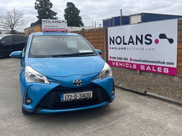 Toyota Vitz Hatchback, Petrol Hybrid, 2017, Blue