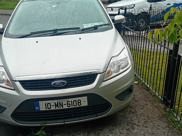 Ford Focus Hatchback, Diesel, 2010, Silver
