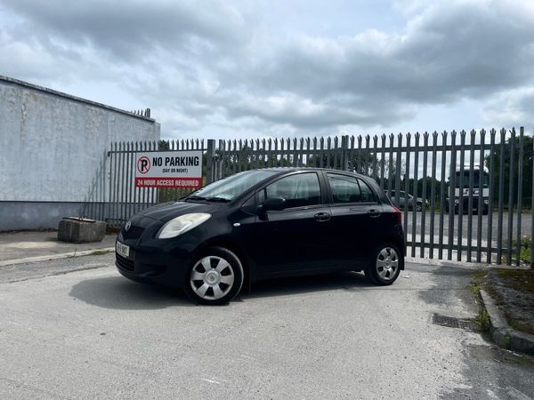 Toyota Yaris Hatchback, Petrol, 2008, Black