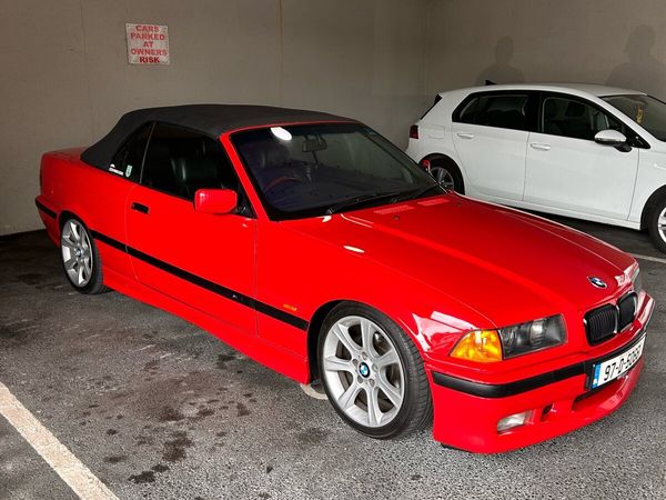 BMW Z4 Saloon, Petrol, 1997, Red