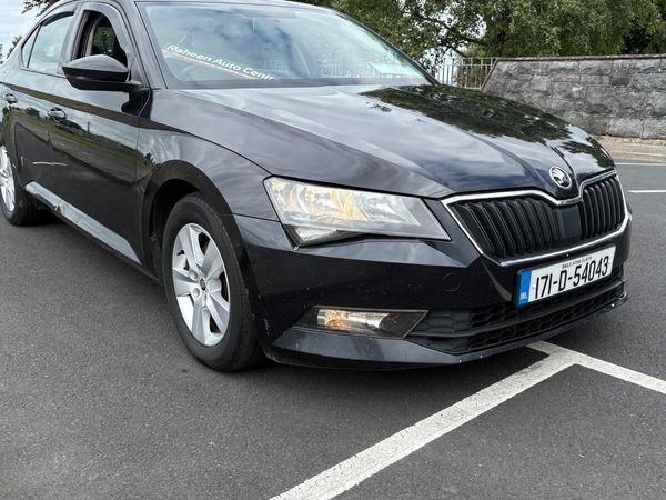 Skoda Superb Hatchback, Diesel, 2017, Black
