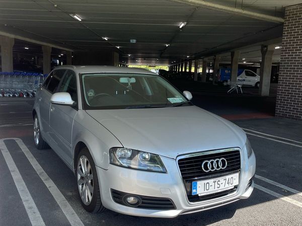 Audi A3 Hatchback, Diesel, 2010, Silver