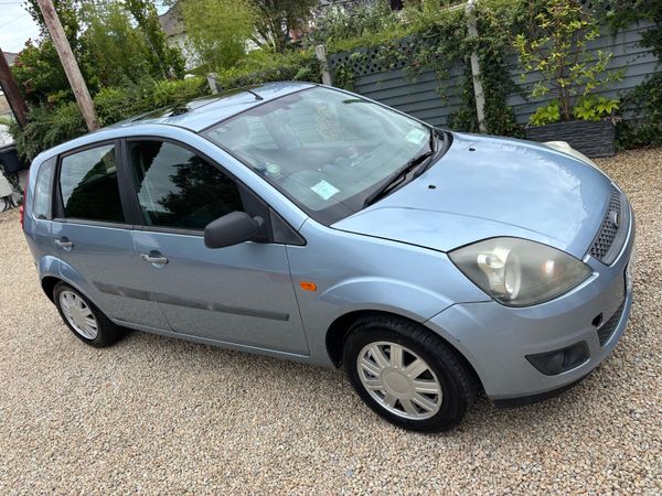 Ford Fiesta Hatchback, Petrol, 2006, Blue