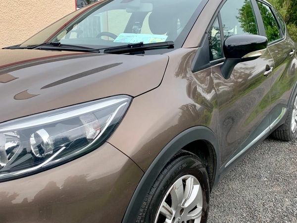 Renault Captur Hatchback, Diesel, 2015, Brown