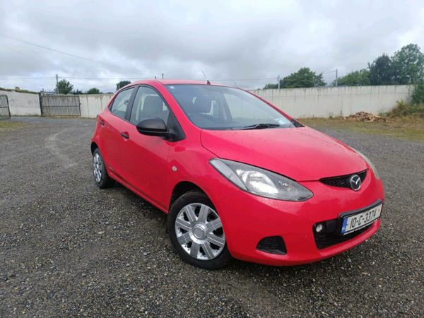 Mazda Mazda2 Hatchback, Petrol, 2010, Red