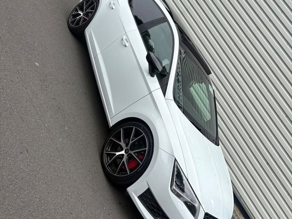 SEAT Leon Estate, Petrol, 2014, White