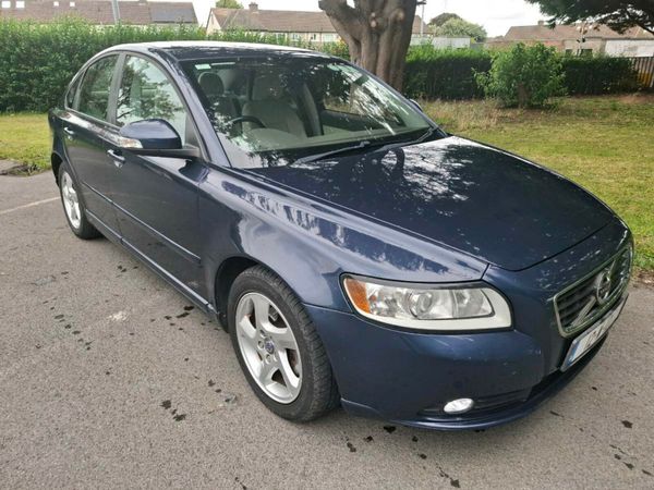 Volvo S40 Saloon, Diesel, 2012, Blue