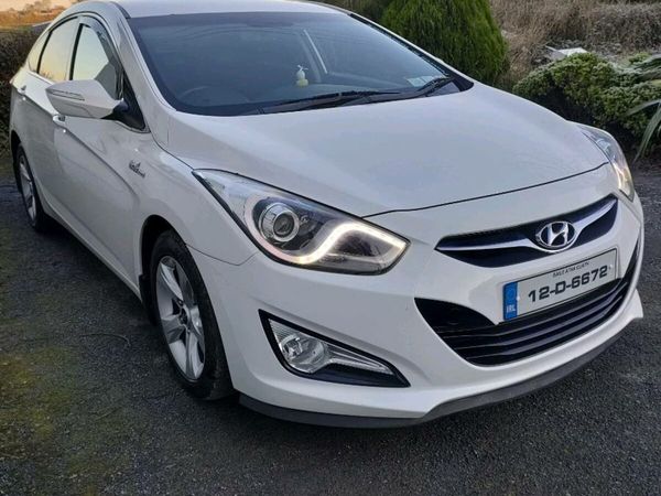 Hyundai i40 Hatchback, Diesel, 2012, White