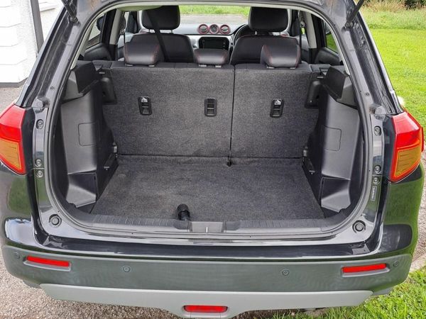 Suzuki Vitara SUV, Petrol, 2018, Black