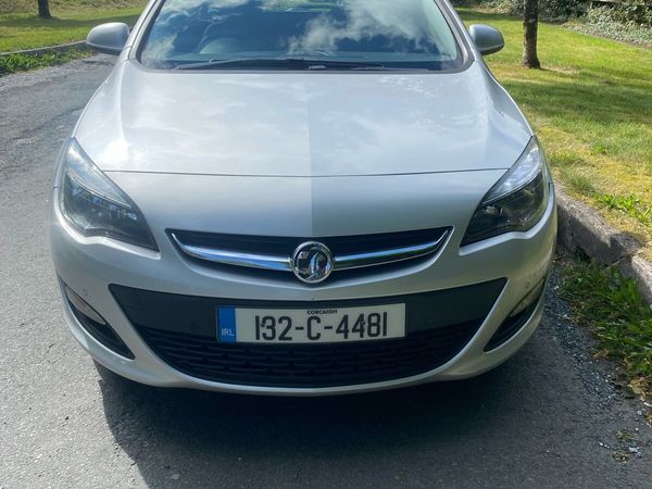 Vauxhall Astra Estate, Diesel, 2013, Silver