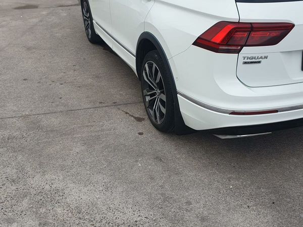 Volkswagen Tiguan SUV, Diesel, 2020, White