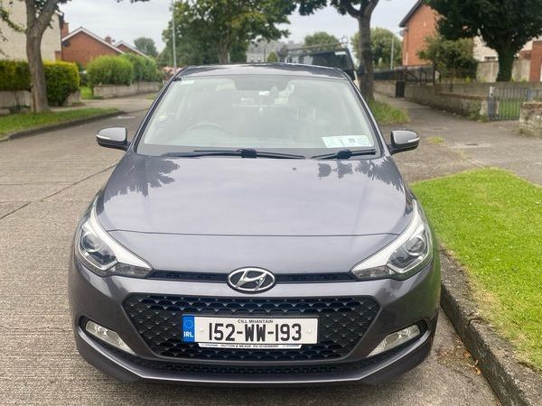 Hyundai i20 Hatchback, Diesel, 2015, Grey