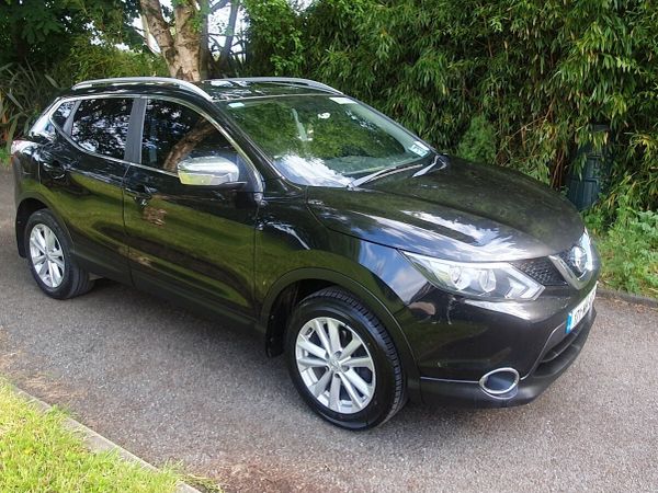 Nissan Qashqai SUV, Diesel, 2017, Black