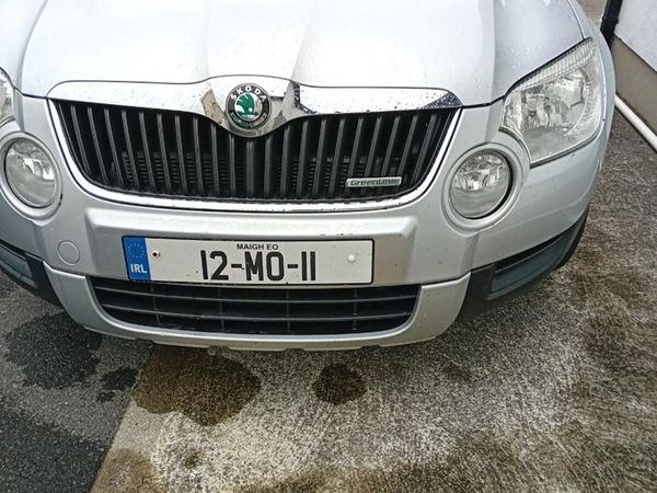 Skoda Yeti SUV, Diesel, 2012, Silver
