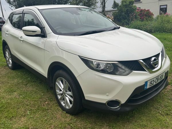 Nissan Qashqai Hatchback, Diesel, 2015, White