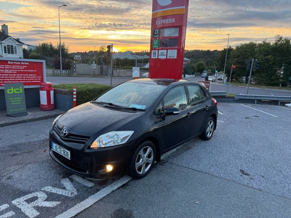 Toyota Auris Hatchback, Diesel, 2010, Black