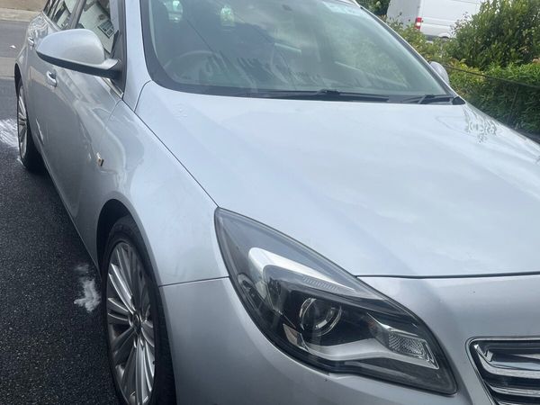 Vauxhall Insignia Estate, Diesel, 2015, Silver