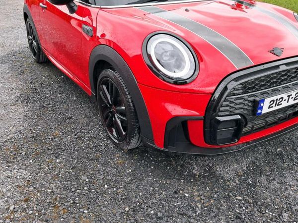 Mini Cooper Hatchback, Petrol, 2021, Red