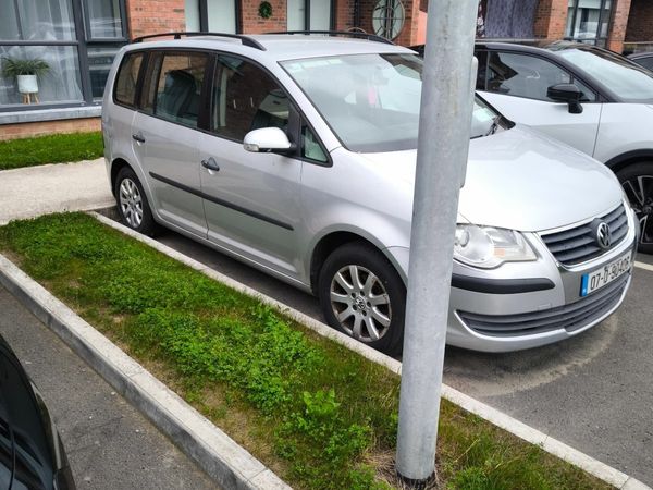 Volkswagen Touran MPV, Diesel, 2007, Silver