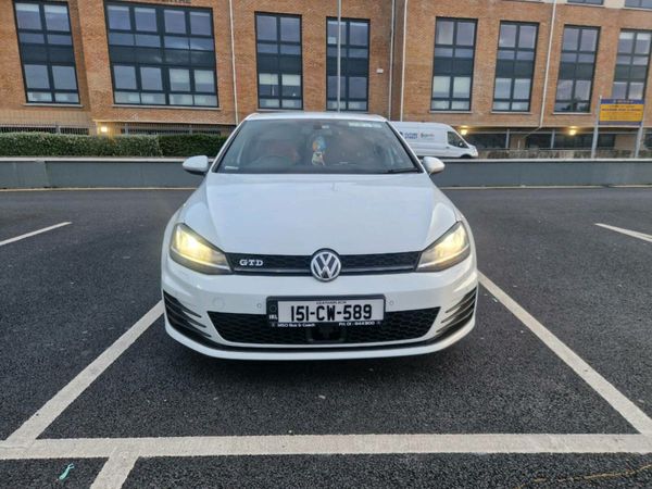 Volkswagen Golf Estate, Diesel, 2015, White