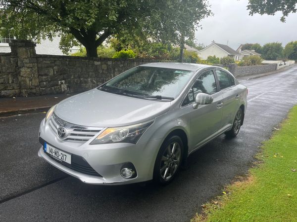 Toyota Avensis Saloon, Diesel, 2014, Silver