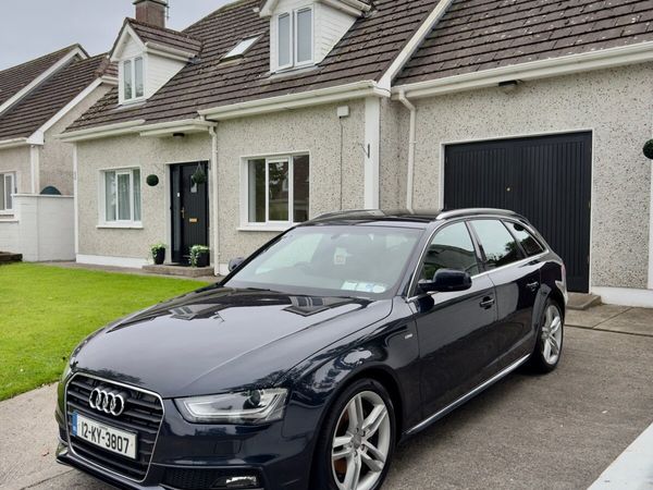 Audi A4 Estate, Diesel, 2012, Navy