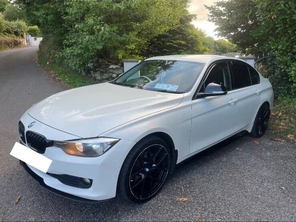 BMW 3-Series Saloon, Diesel, 2015, White