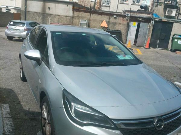 Opel Astra Hatchback, Petrol, 2017, Grey