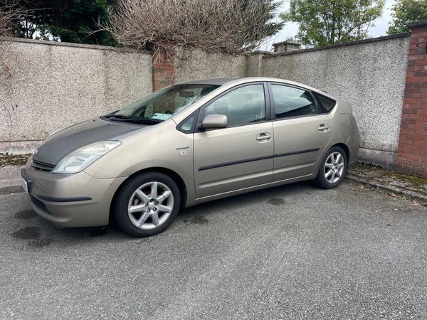 Toyota Prius Hatchback, Petrol Hybrid, 2006, Bronze