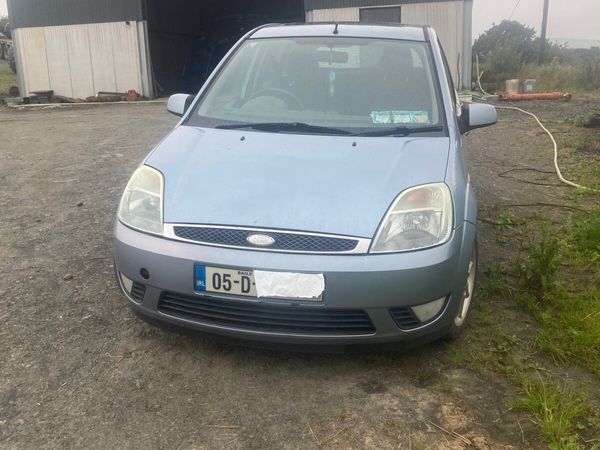 Ford Fiesta Hatchback, Petrol, 2005, Blue
