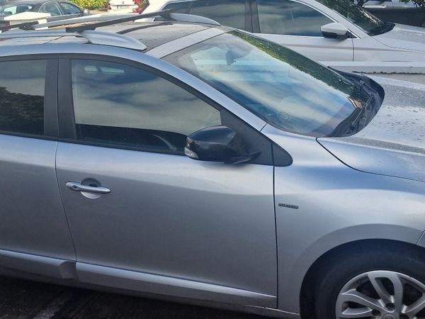 Renault Megane Estate, Diesel, 2015, Silver