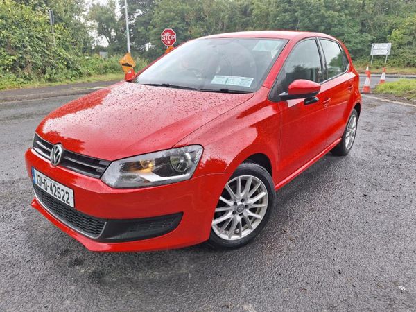 Volkswagen Polo Hatchback, Petrol, 2013, Red