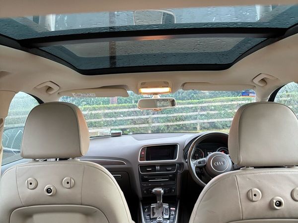 Audi Q5 SUV, Diesel, 2015, Blue